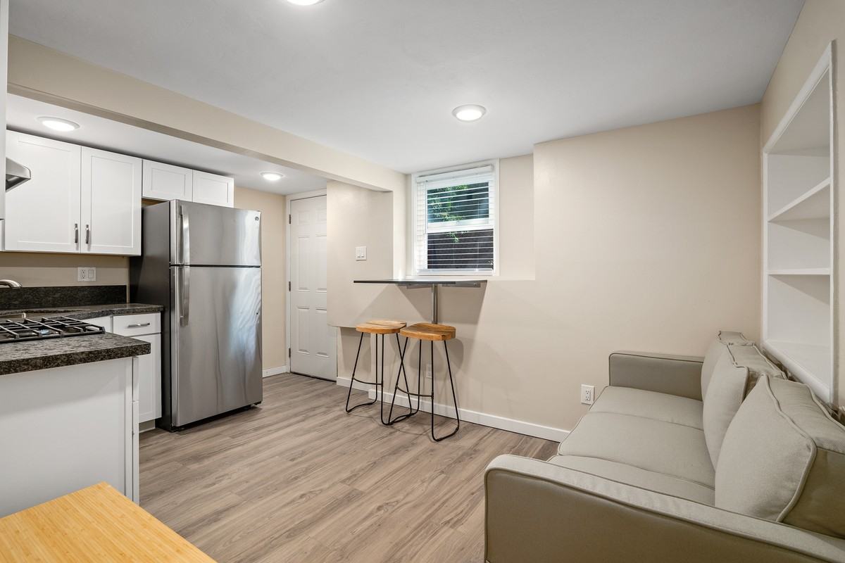 3295 Mckinley St #NA - Photo 4 of 11