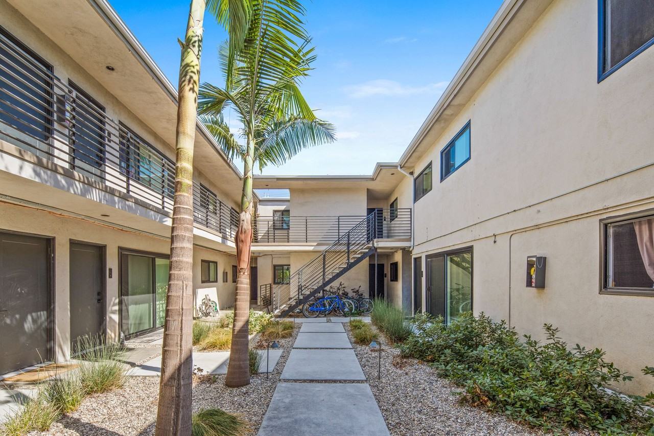 4th Ave - Photo 6 of 24