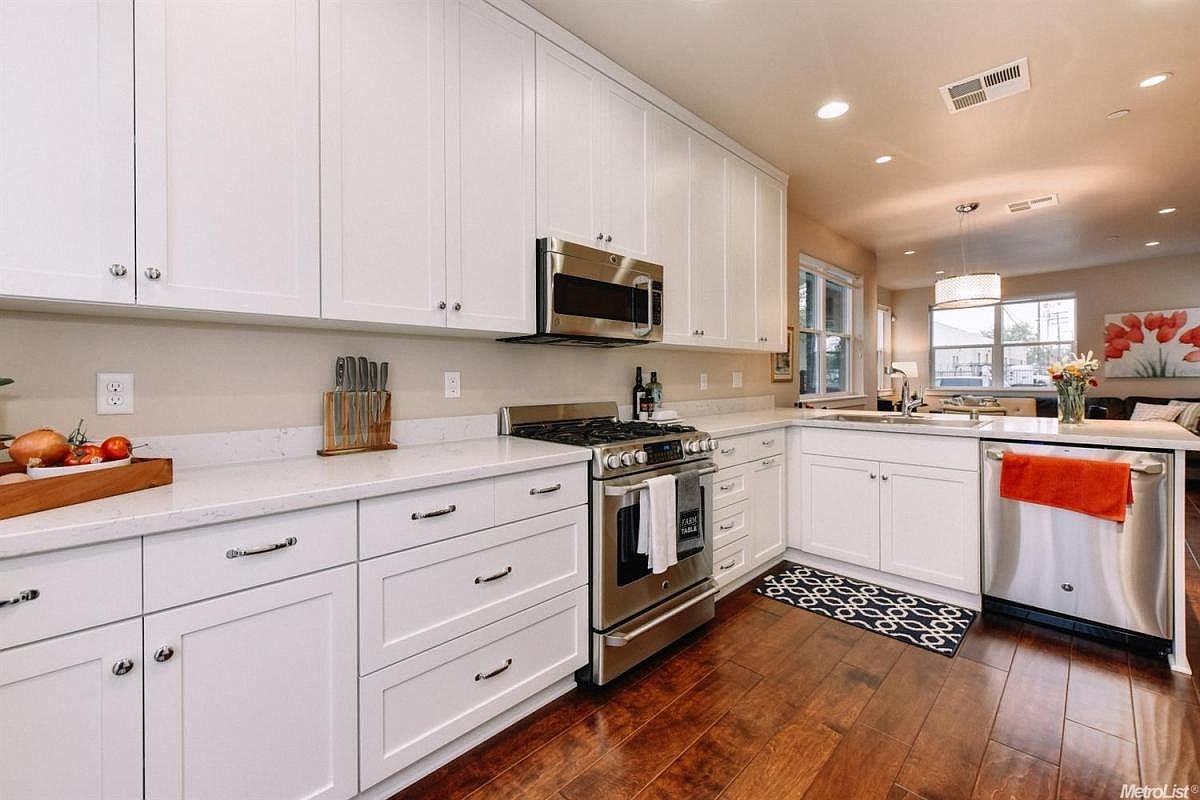 1815 25th St #NA - Photo 4 of 20