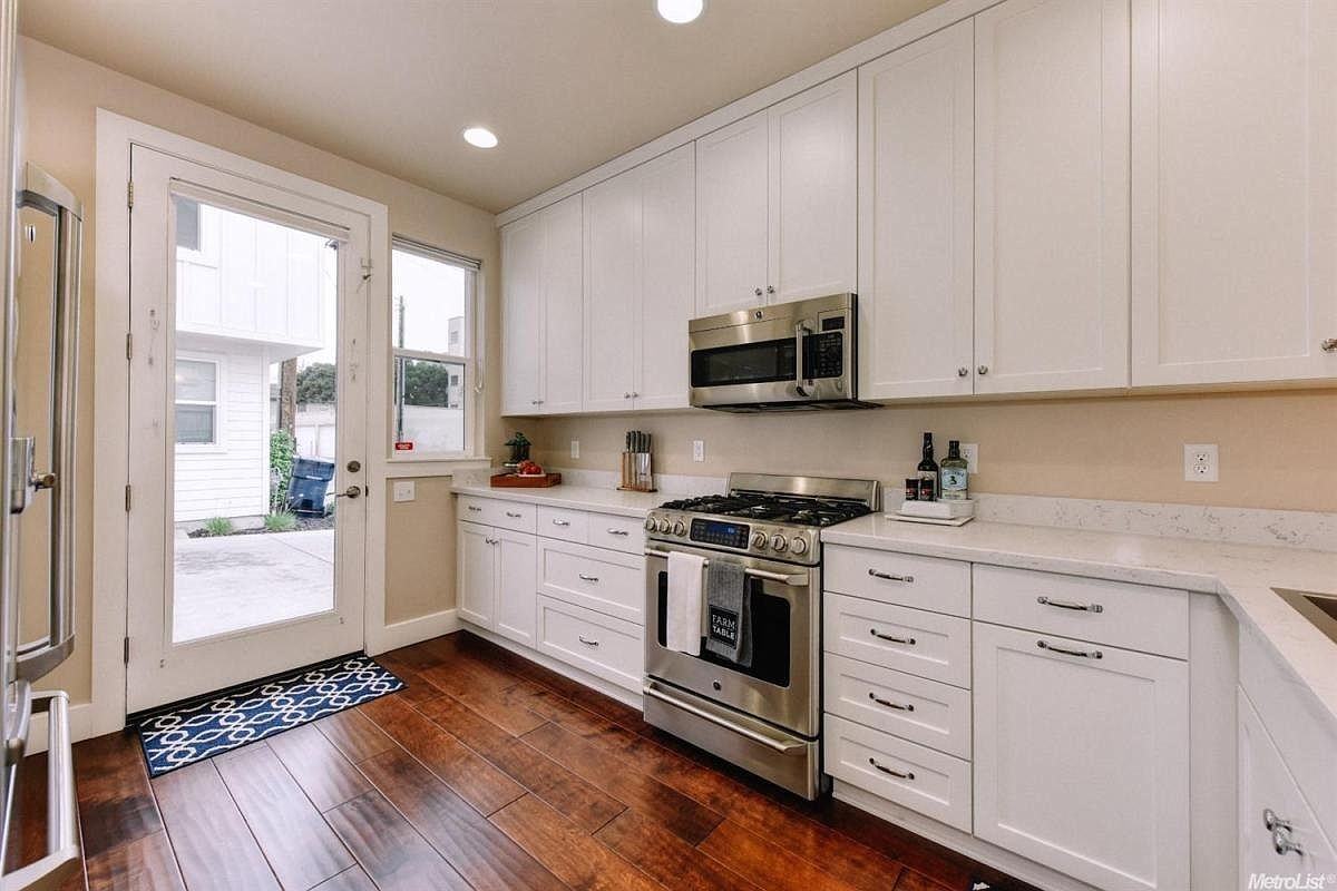 1815 25th St #NA - Photo 5 of 20