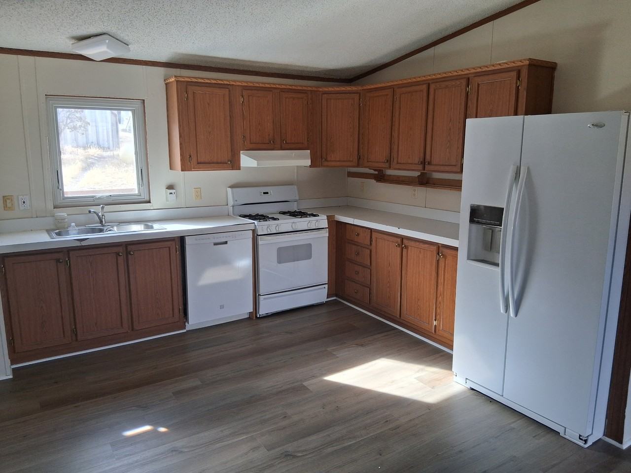 1901 Meadowdale Ln #1 - Photo 3 of 10