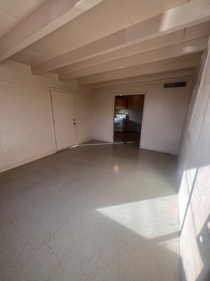 3454 S Clark Ave #3454 - Photo 3 of 7