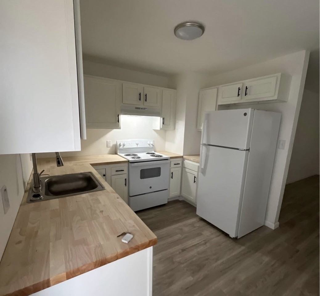 12445 Pizarro Dr #1 - Photo 2 of 12