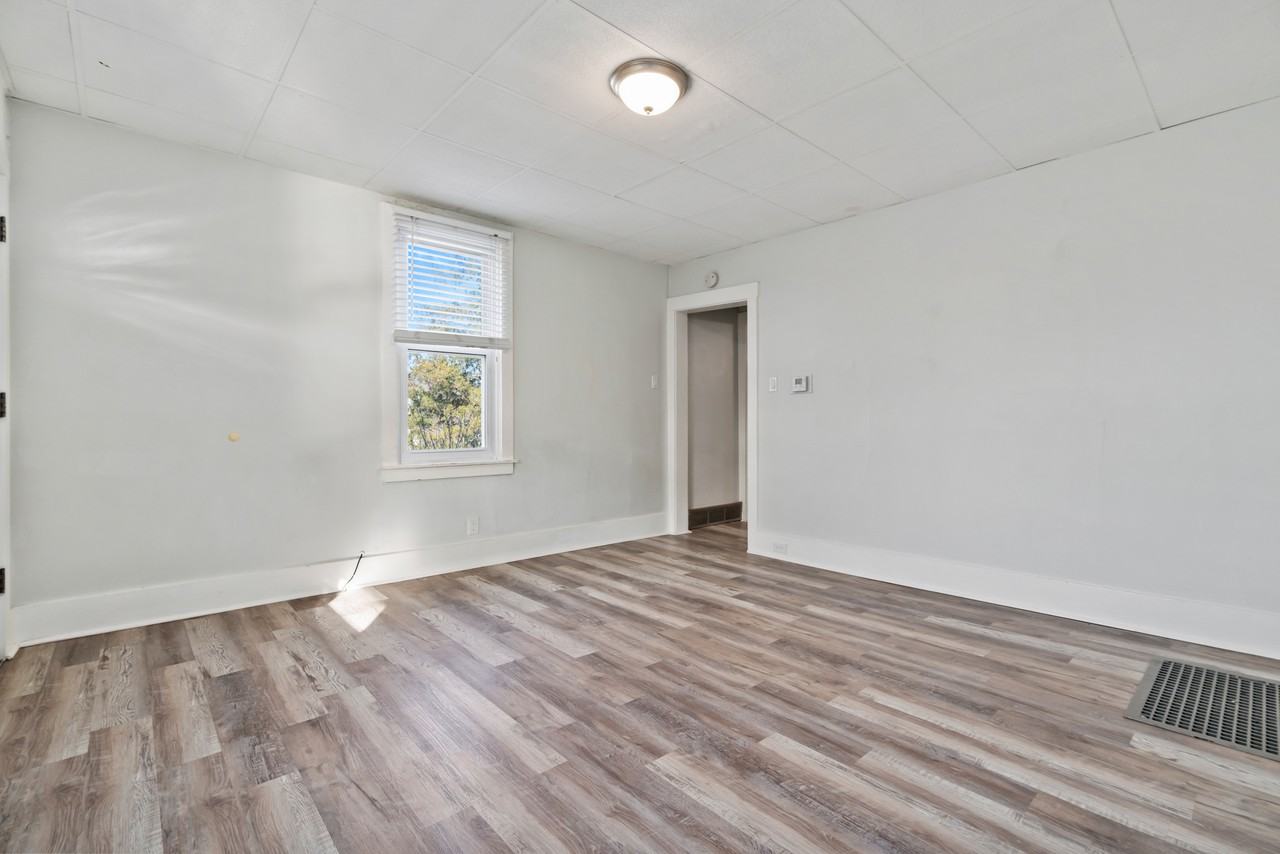 523 Edgewood Ave #1 - Photo 6 of 29