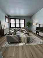 featured image of 138 E Henry St #138-1