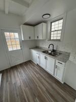 featured image of 1355 Drey St #1