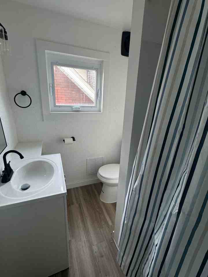 1355 Drey St #1 - Photo 3 of 10