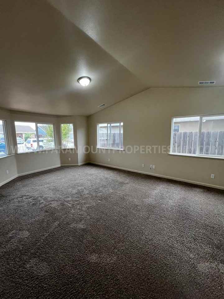 585 Viejo Gabriel #1 - Photo 2 of 9