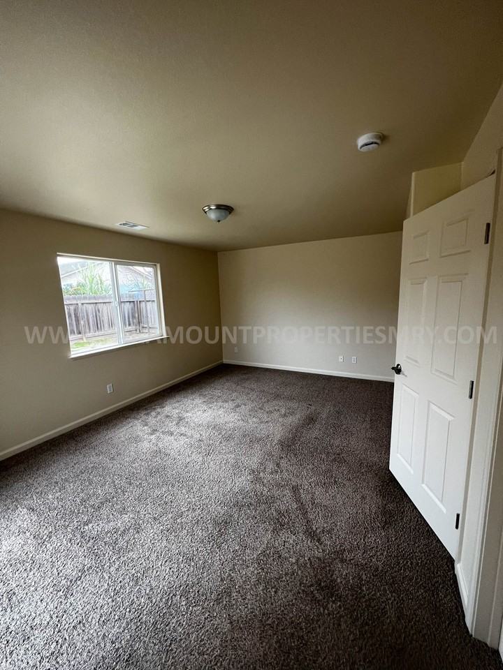 585 Viejo Gabriel #1 - Photo 4 of 9