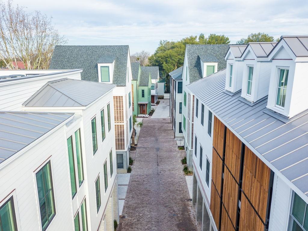 8 Sanctuary Ct #8-302 - Photo 3 of 37