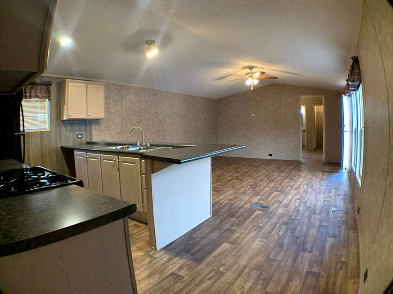 Coachlight South Homes 168 LLC - Photo 6 of 28