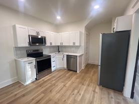 910 Sanders St #910 - Photo 1 of 1