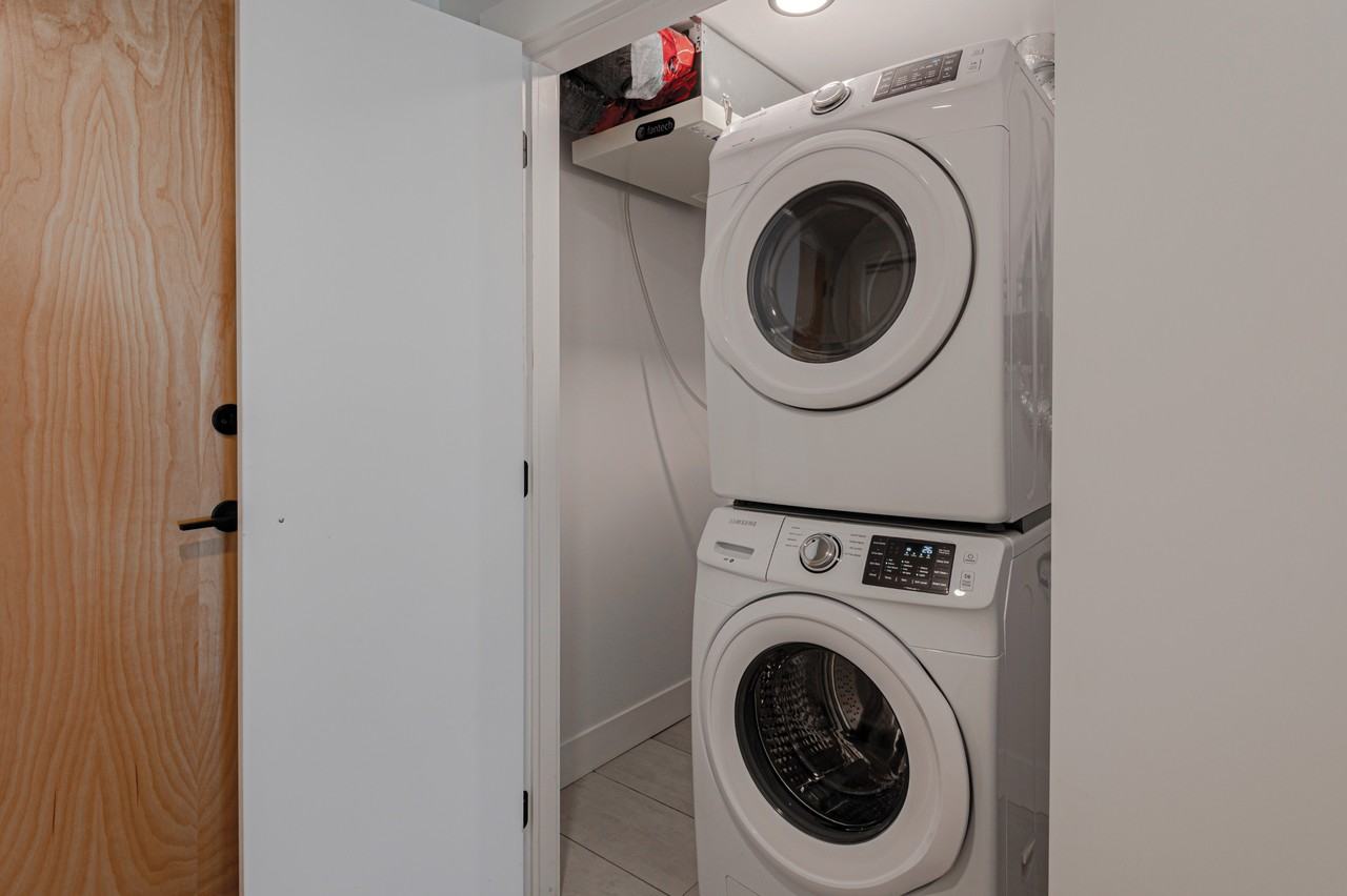 3075 Devonshire Avenue - Photo 7 of 50