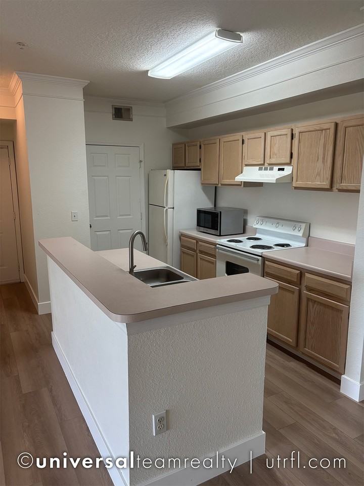 11510 Villa Grand #418 - Photo 2 of 26