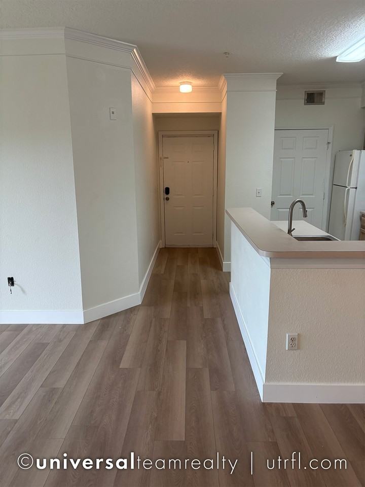 11510 Villa Grand #418 - Photo 6 of 26