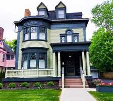 featured image of 15 Strathallan Park