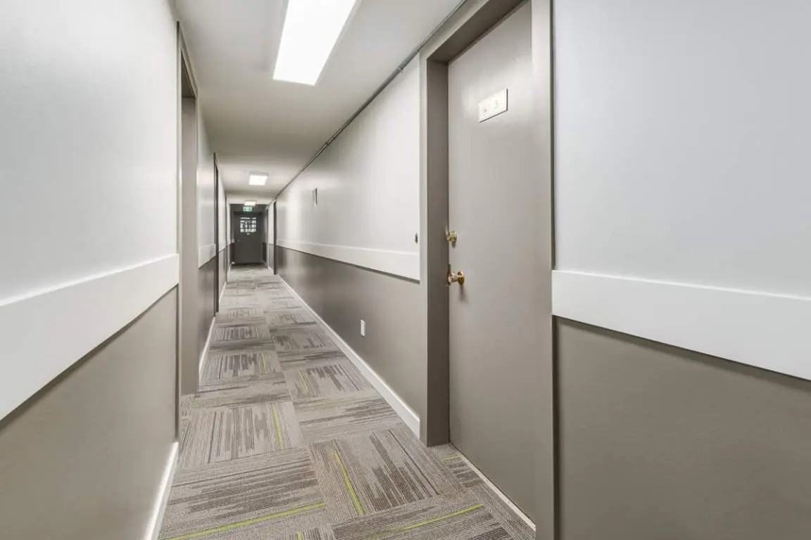 Greystone Manor - Photo 6 of 14