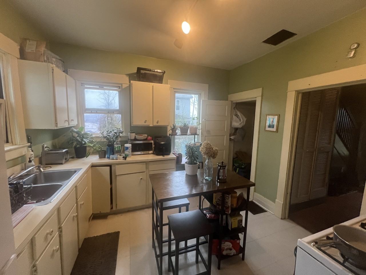 307 Raymond St #1 - Photo 2 of 13