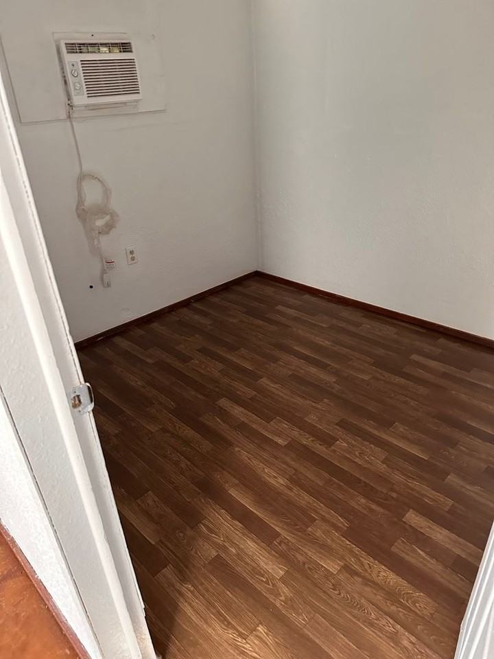 208 Spruce St Lot 3 - Photo 6 of 10