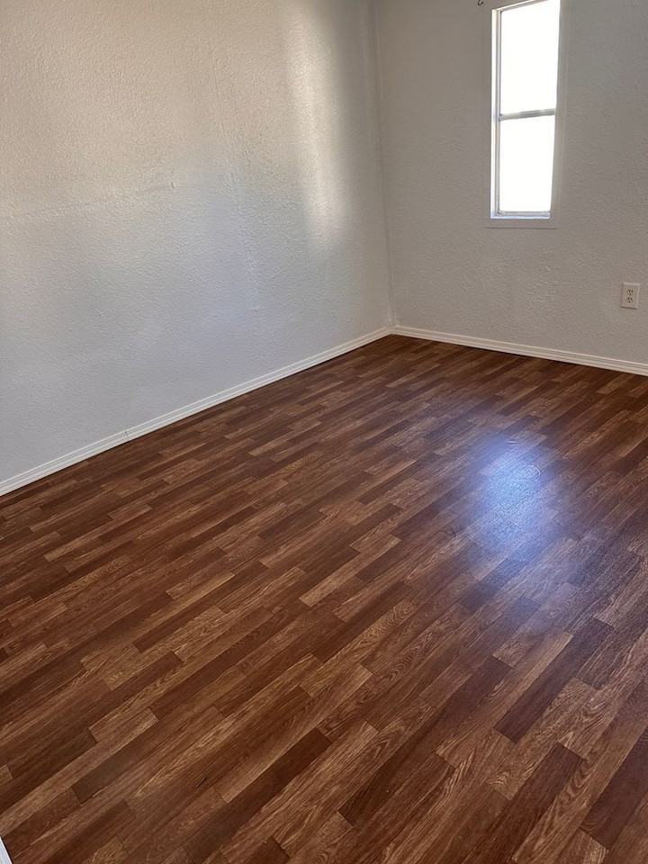 208 Spruce St Lot 3 - Photo 7 of 10