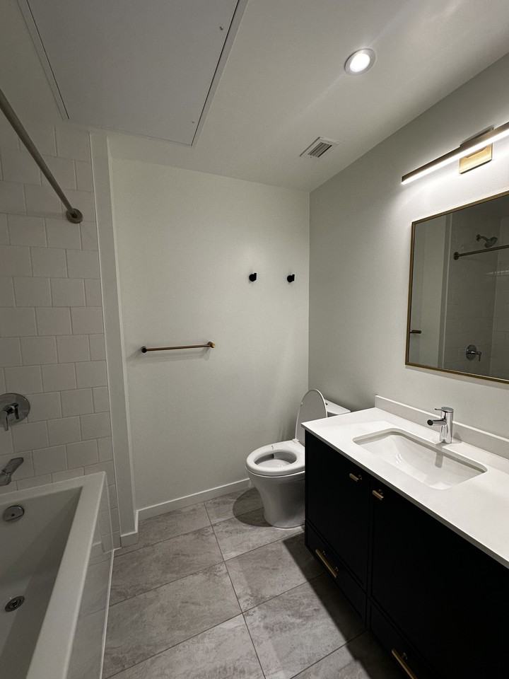 The Rothwell - Photo 5 of 27