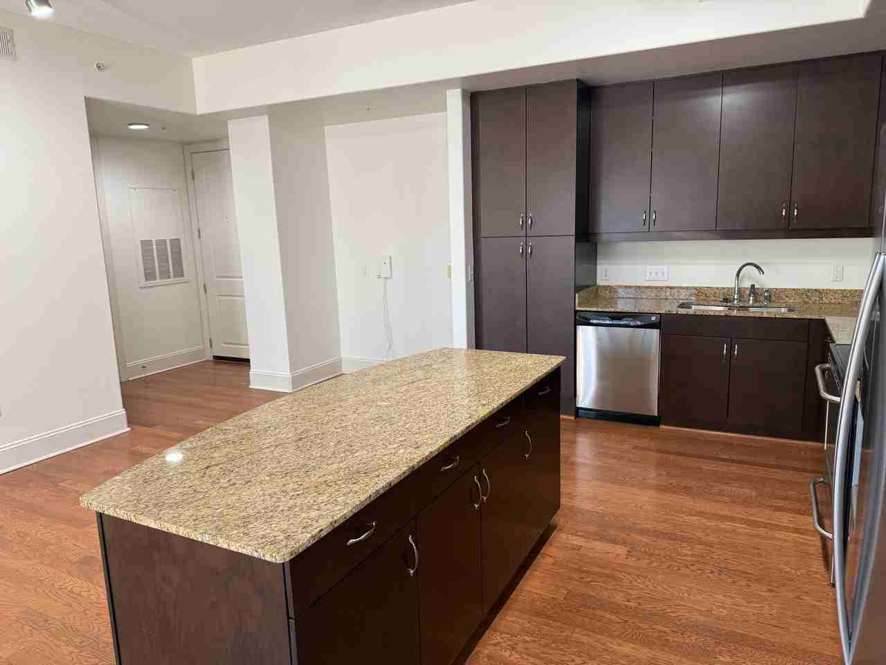 4620 Piedmont Row Dr #305 - Photo 4 of 19