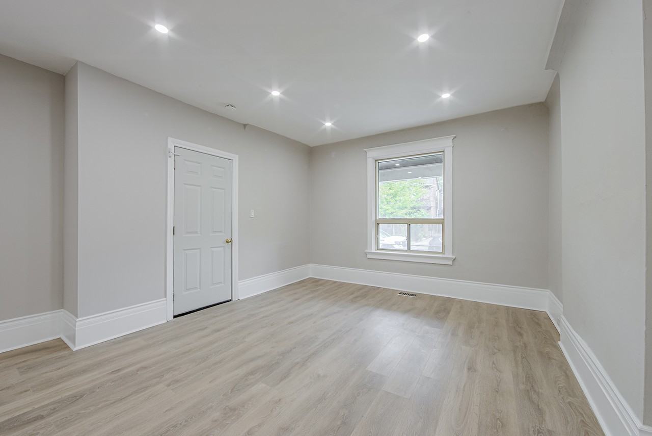 25 Sandford Ave #MAIN - Photo 4 of 29