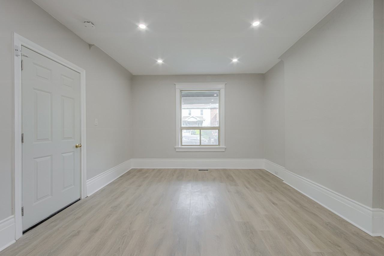 25 Sandford Ave #MAIN - Photo 5 of 29