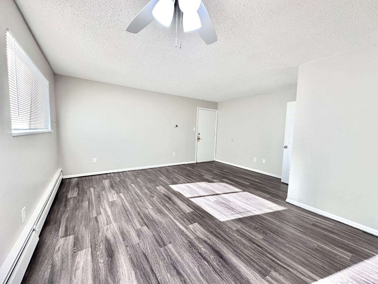 947-951 Allison Street - Photo 3 of 50