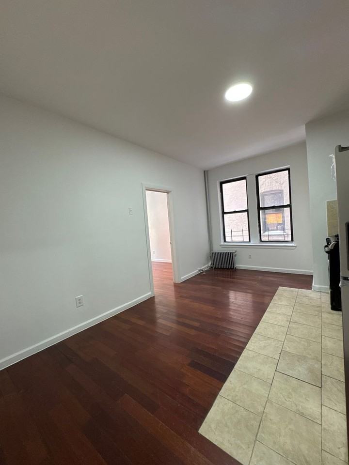 1 Arden Realty LLC - Photo 4 of 11