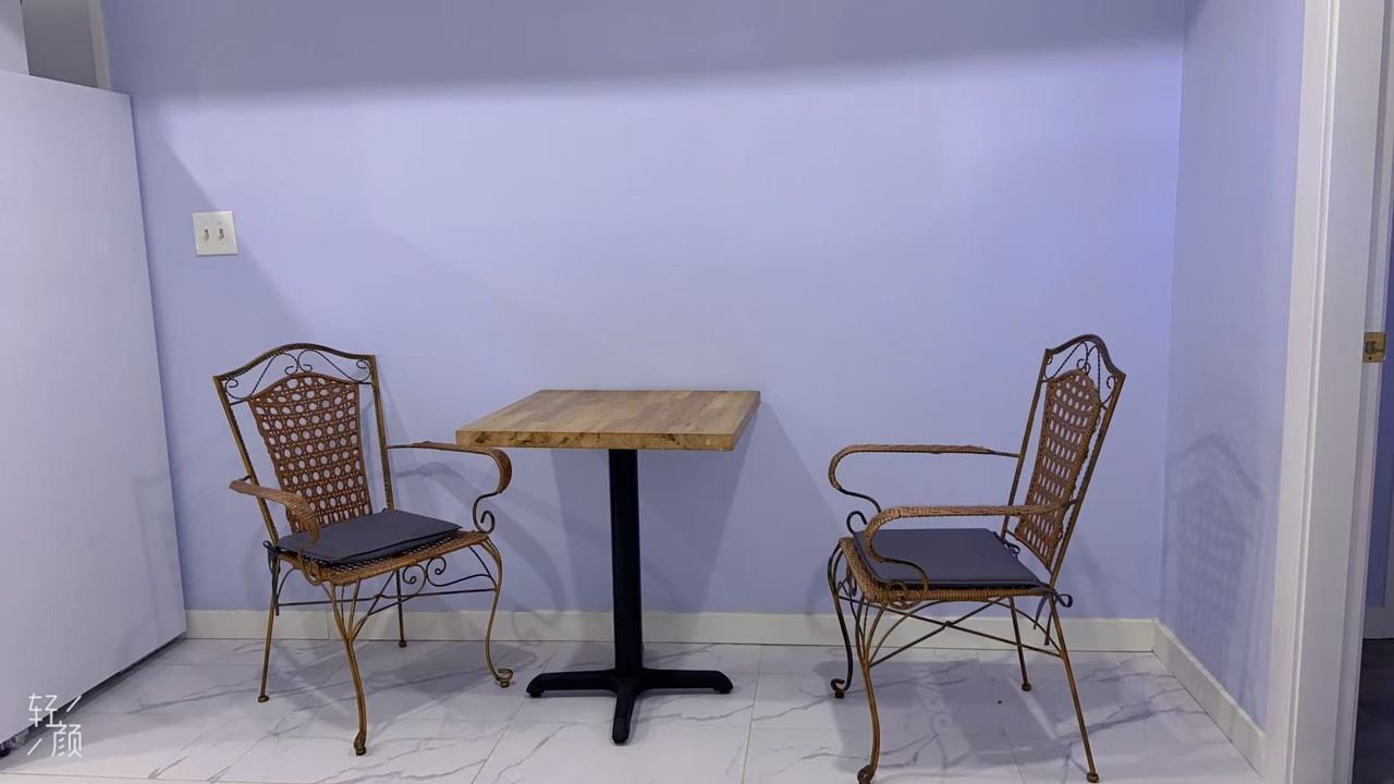 10131 Springhill Crescent - Photo 4 of 8