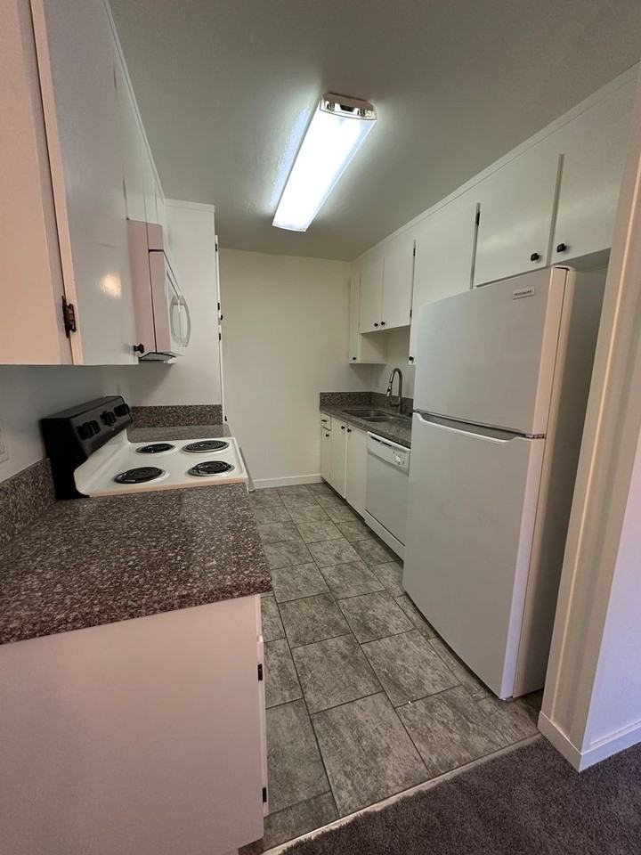 2654 Kentworth Way - Photo 4 of 10