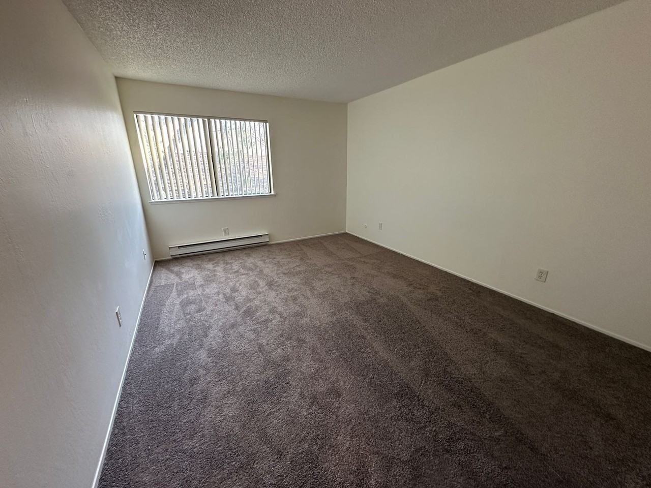 2654 Kentworth Way - Photo 7 of 10