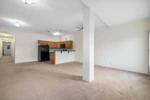 featured image of 2908 Bloomingdale Rd #3