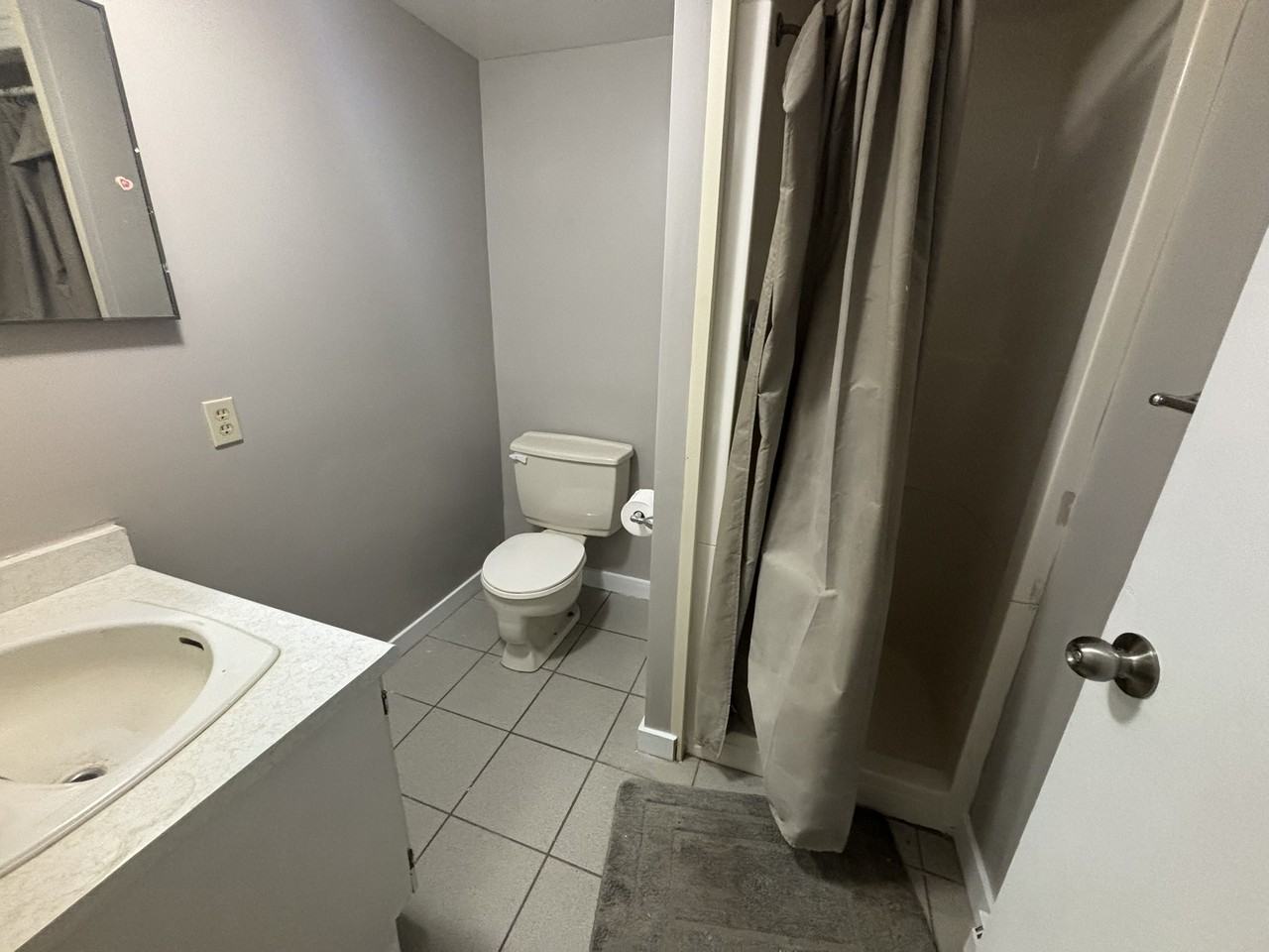 511 101d - 511 Albert Street101-Lower #101D - Photo 7 of 10