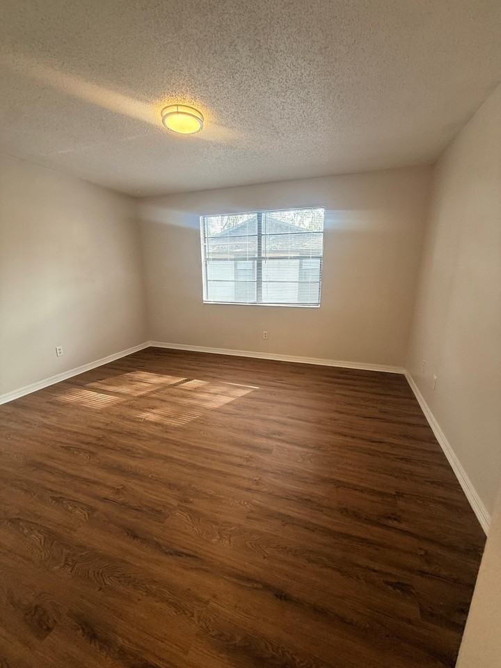 460 Crabapple Ct #C - Photo 6 of 9