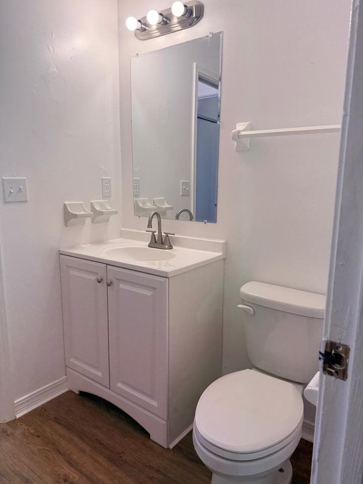 460 Crabapple Ct #C - Photo 7 of 9