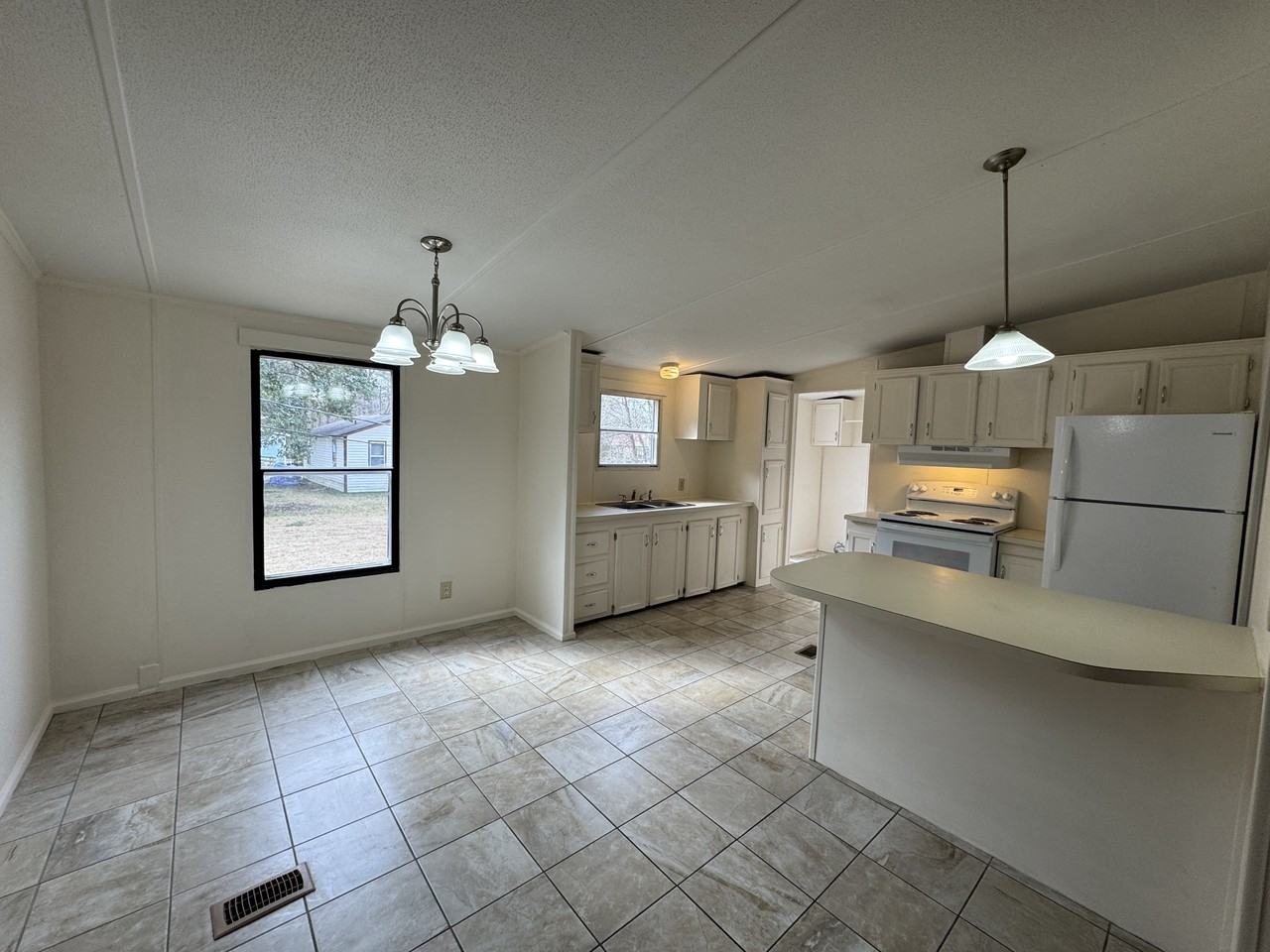 157 Conover St #1 - Photo 3 of 10