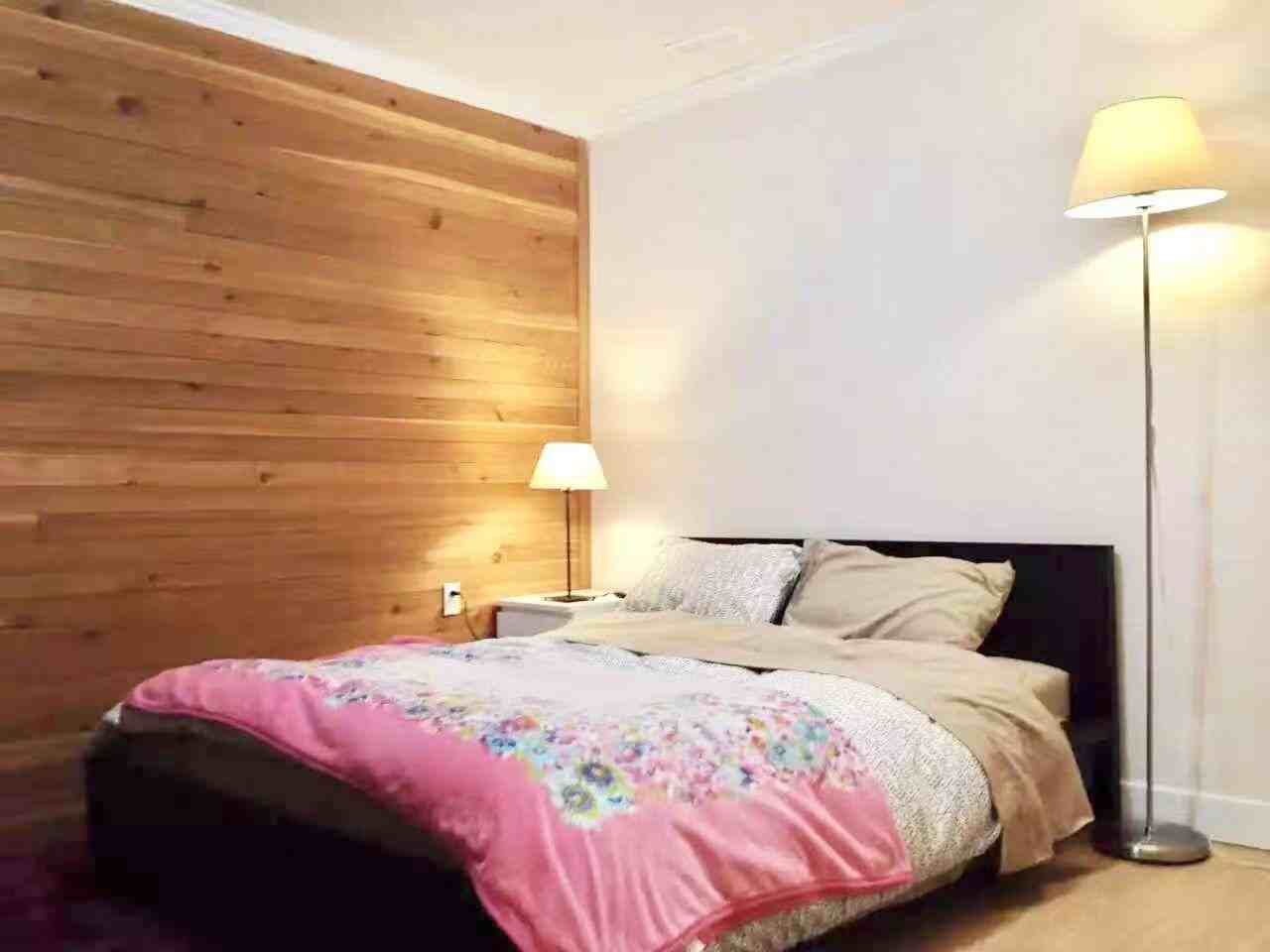 381 Dartmoor Drive - Photo 4 of 5