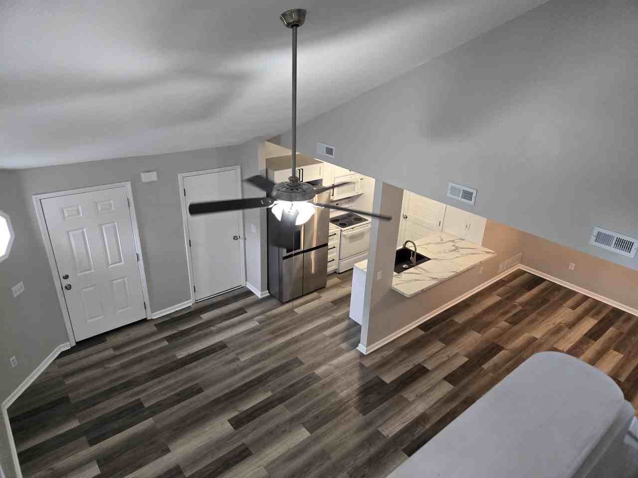 505 Eldridge St #1 - Photo 3 of 14