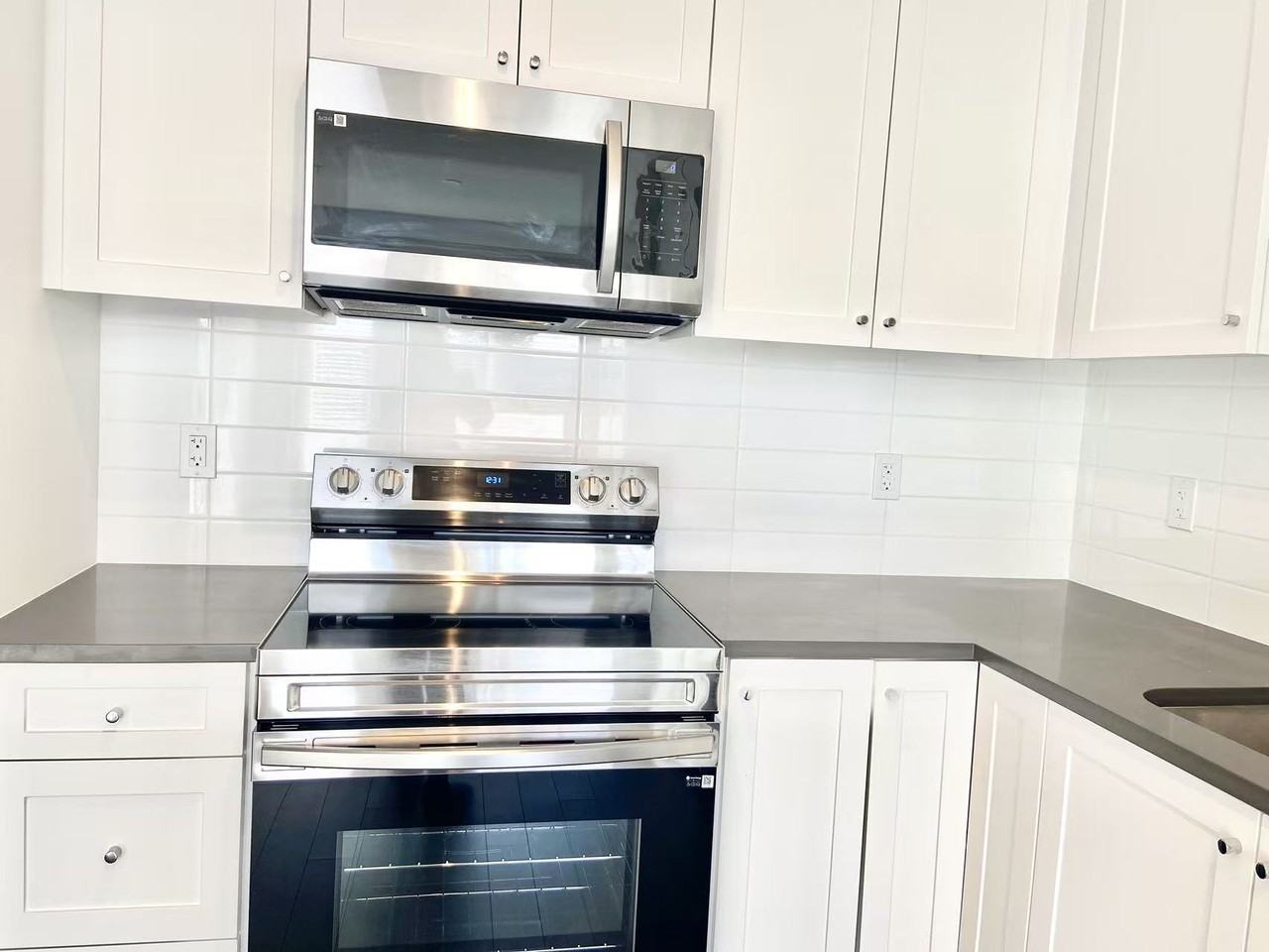 15738 85 Avenue #30x - Photo 4 of 28