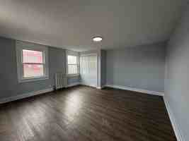 featured image of 33 Chapel St #2nd