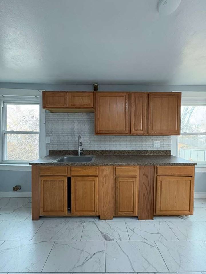 33 Chapel St #2nd - Photo 6 of 9