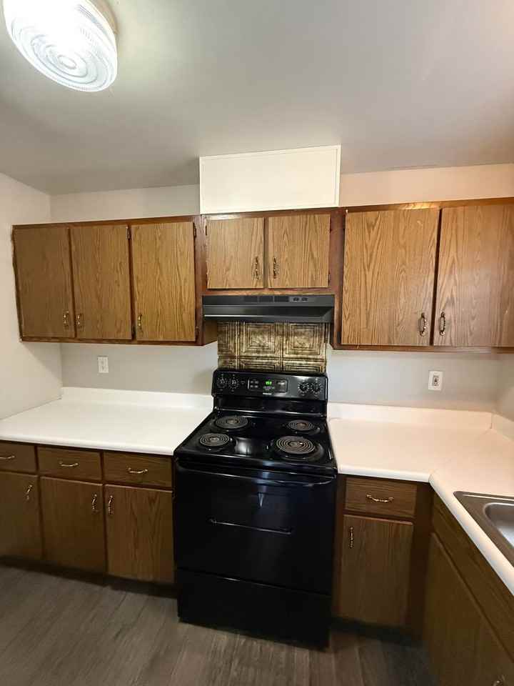 4709 Lakeside Dr - Photo 3 of 19