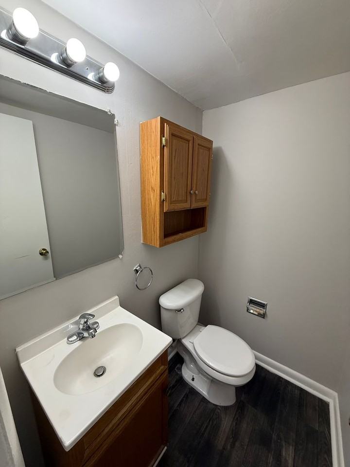 4709 Lakeside Dr - Photo 7 of 19