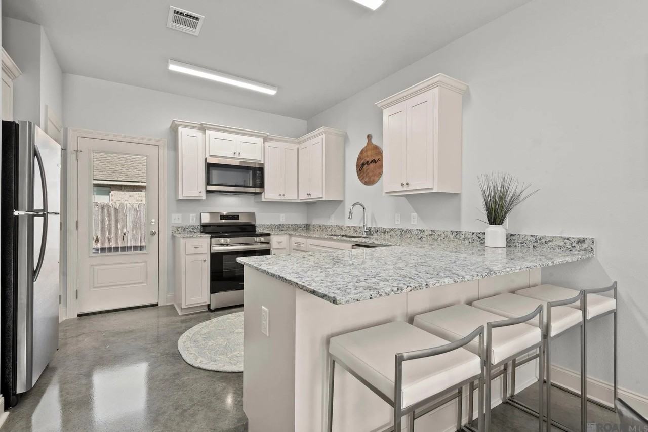 30080 Mayer St #67 - Photo 3 of 9