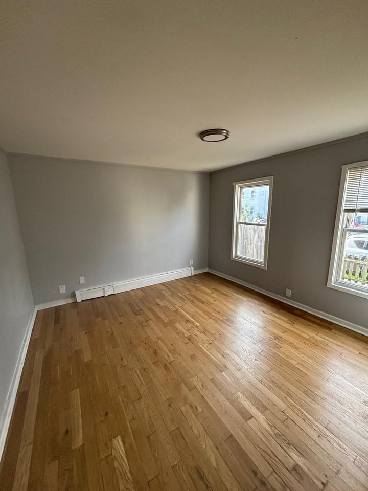 676 Orchard St #GL - Photo 2 of 8