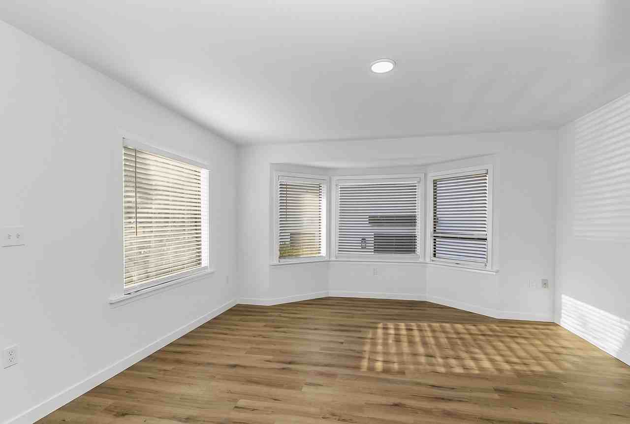 828 S Rose St #MAIN - Photo 4 of 50