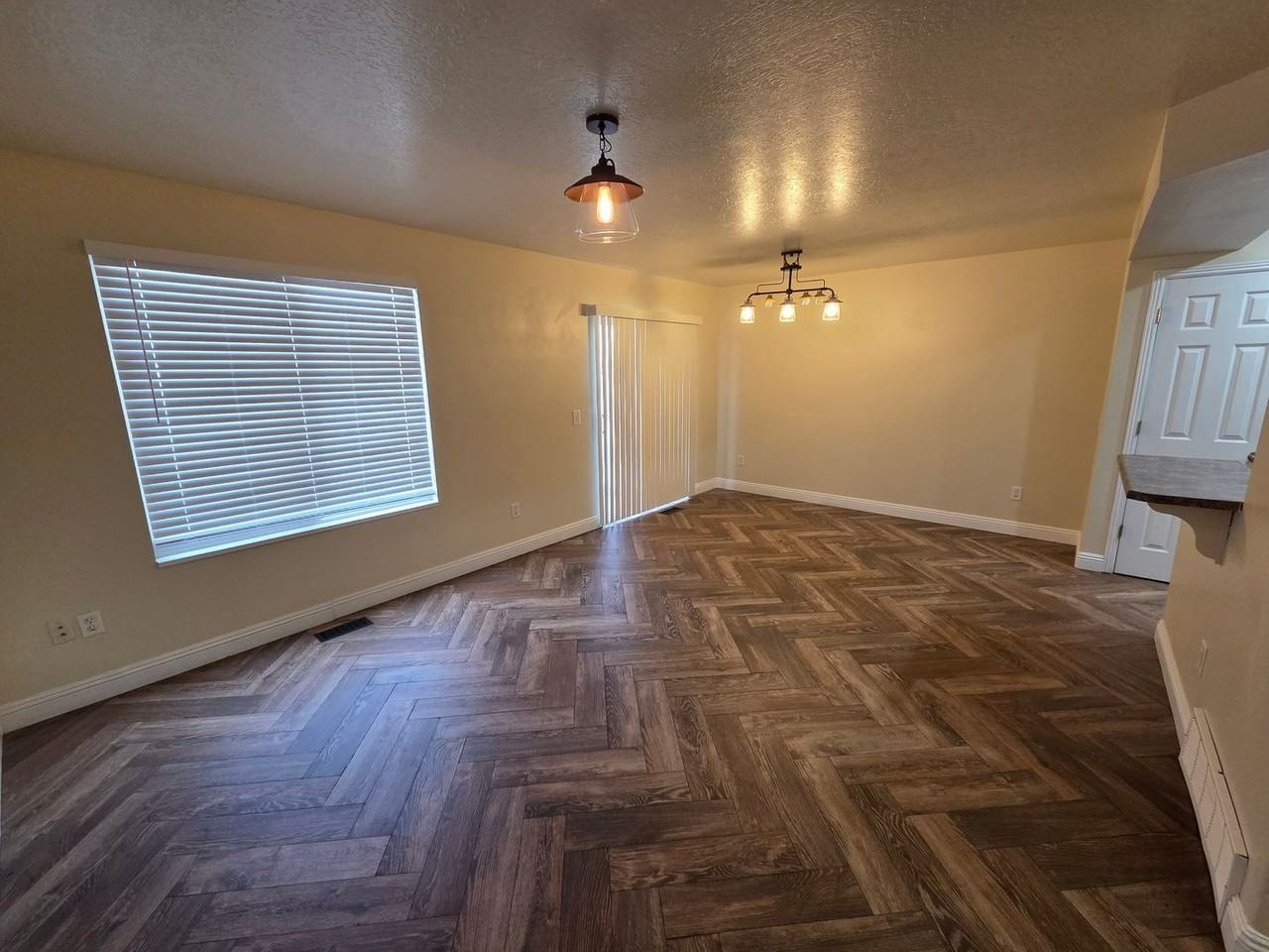 1000 E Bluff View Dr #59 - Photo 4 of 29