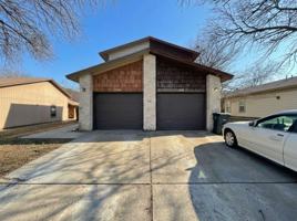 featured image of 1218 Royal Crest Dr
